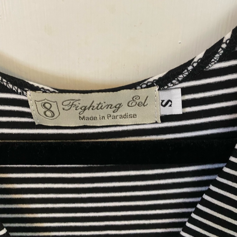 Fighting eel dress - Picture 3 of 3
